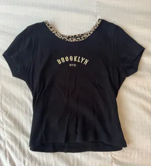 Brandy Melville Top thumbnail 1