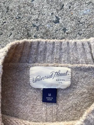 Universal Threads Cropped Sweater thumbnail 3