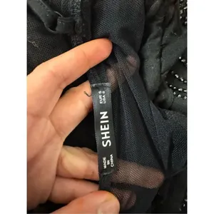 Black crop top size small thumbnail 5