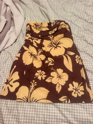 The Siesta Club Strapless Floral Summer mini Dress in Brown and Yellow thumbnail 3