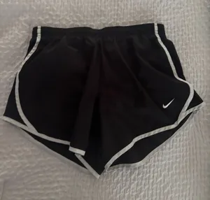 Nike Dri-Fit Shorts thumbnail 1