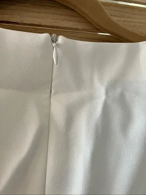 Minimalist White Square thumbnail 8