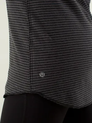Lululemon Open Your Heart Long Sleeve Reversible Striped Yoga Running Workout thumbnail 7