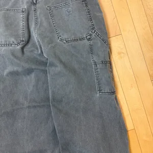 ARITZIA TNA Grey Denim Jeans Wide Leg Size 6 thumbnail 9