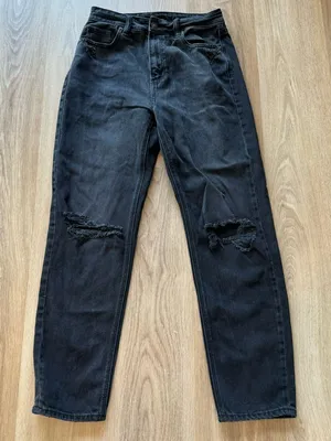 American Eagle Black Mom Straight Jean thumbnail 1