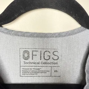FIGS Women's XS Casma‎ Three-Pocket Scrub Top PO1569 Medical Uniform Healthcare thumbnail 8