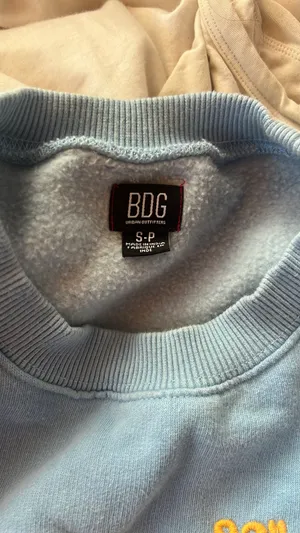 BDG sweatshirt thumbnail 3