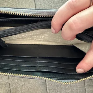 KATE SPADE Large Bifold Wallet- Black‎ Silver Leather Zipper Closure thumbnail 7