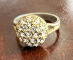 Gold Tone Ring Size 5.75 thumbnail 1