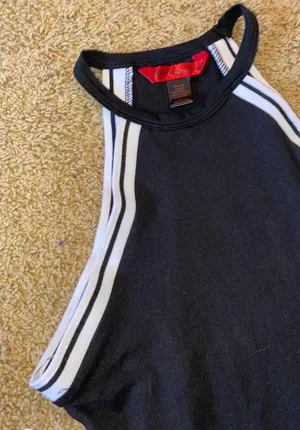 Top Black Size M thumbnail 2