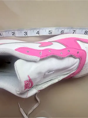 Nike Kids White and Pink Low-Top Sneakers thumbnail 16