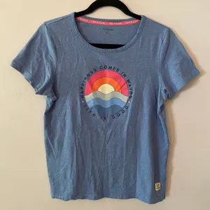 Life Is Good Blue Happiness Comes In Waves Cotton T-Shirt Top Women's size Small thumbnail 1