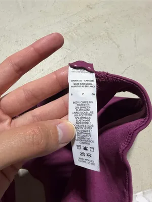 Nike alate Women's Plum Racerback Sports Bra small thumbnail 4