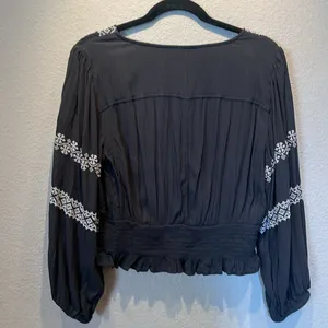 American Eagle Women’s Bohemian Crepe Fabric Smocked Peasant Blouse Size Medium thumbnail 7