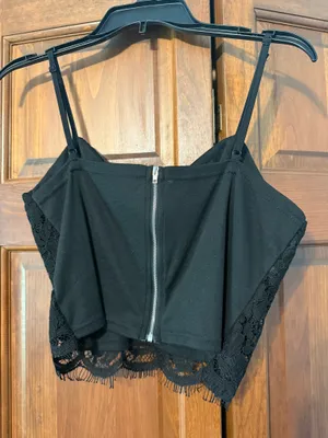 Shein Lace Crop Tank thumbnail 2