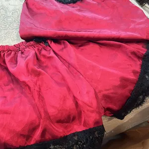 Non-Signe Two Piece Red Satin Lace Pajamas‎ thumbnail 2
