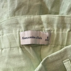 Abercrombie & Fitch‎ Linen Blend Belted High Rise Mint Green Shorts Size Small thumbnail 2