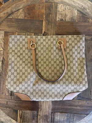 Gucci Beige GG Supreme Canvas Tote with Tan Leather Handles and Gold Hardware thumbnail 3