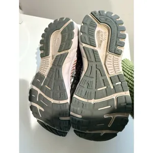 Brooks‎ Women's Adrenaline GTS 21 Gray And Pink Running Shoes Size 9.5 Q thumbnail 7