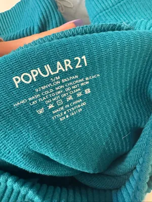 Popular Basics Popular 21 Seamless Ribbed Mock Neck Crop Top Womens S/M Teal Blue Short Sleeve thumbnail 4