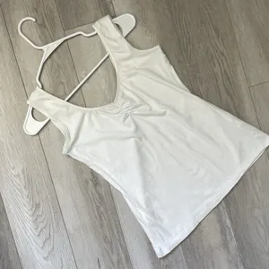 Amour Vert Tank Top cinched bust sleeveless womens White (small) contemporary thumbnail 1