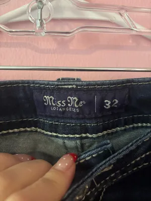 Miss Me Jeans thumbnail 2