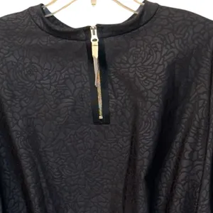 Lululemon Departure Pedal Camo Embossed Long Sleeve Sweater Black Top Size‎ 8 thumbnail 4