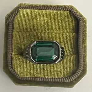 &merci Titanium Steel Faux Emerald Gemstone Dark Gray Band w/ Intricate Details Size 10 thumbnail 2