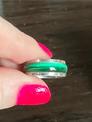 Women’s Stainless Steel Silver Dark Green Cat Eye Design Band Size 6 thumbnail 3