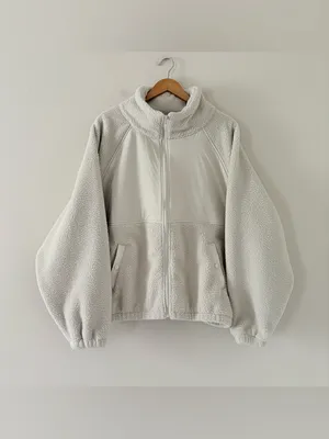 Blogilates Campfire Fleece Sherpa Jacket size XL thumbnail 3