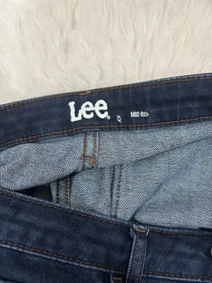 Lee Mid-Rise Jeans thumbnail 3