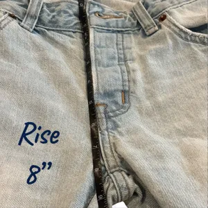 ABERCROMBIE & FITCH Women’s Ames Low Rise Slim Boyfriend Denim Shorts 00R/24 thumbnail 8