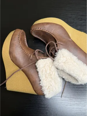 Size Us 8 Forever 21 Brown Faux Leather Fur Line Ankle Boots Women’s Lace Up . thumbnail 8