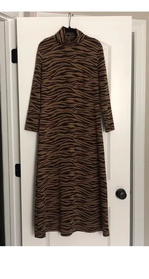 Tuckernuck Tiger Ellery knit midi dress Fall animal print sophisticated mock neck thumbnail 2
