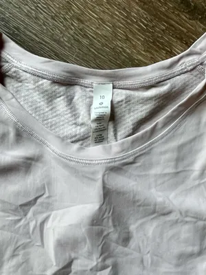 lululemon athletica Performance Tee Quick Pace Short Sleeve Size 10 thumbnail 5