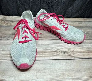 Reebok Running Shoes Women’s thumbnail 1