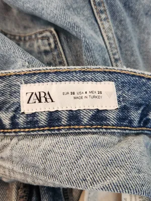 Zara High Waist Straight Leg Distressed Cut-off Jeans Size 4 thumbnail 10