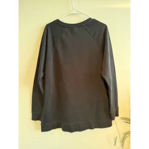 Nike Dri-FIT Women Black Crewneck Sweatshirt High-Low Hem RN56323‎ Small thumbnail 2