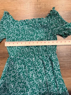 Lulu's Green Floral High-Low Off-Shoulder Midi Dress Size Small Bridal Shower thumbnail 6
