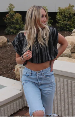 Black and white stripe top Size XS thumbnail 2