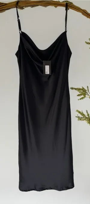 Beauty+Gace Size-M Women Dress Satin Cowl Neck‎ Midi Slip Black thumbnail 1