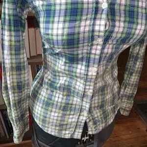 American Eagle green braid ombré faded 2 button down shirt thumbnail 2