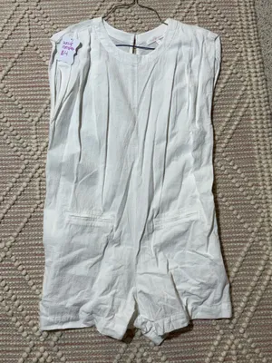 White romper Size M thumbnail 1