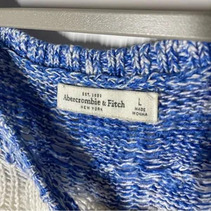 Abercrombie & Fitch Blue and White Stripe Cropped Knit Sweater Size Large thumbnail 2