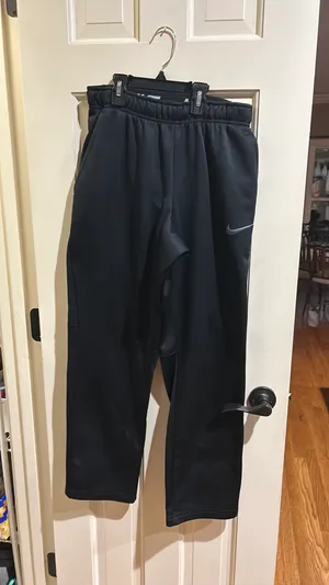 Nike Sweatpants thumbnail 1