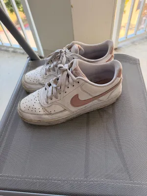 Women’s Air Nike Force thumbnail 2