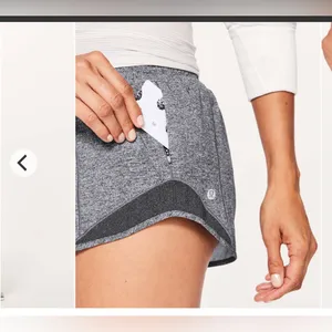 Lululemon Hotty Hot Short II *2.5" Heather Lux Multi Black / Heathered Black thumbnail 2