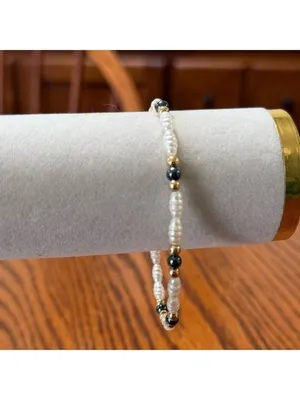 Vintage 1990s Pearl and Gold & Black Beaded Bracelet 7.5” thumbnail 4