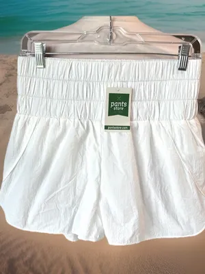 Trendy High Waist White Athletic Shorts Womens Small thumbnail 2