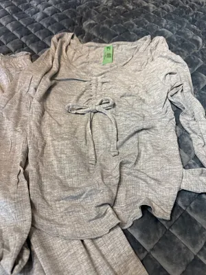 Light Gray Lounge Set thumbnail 2
